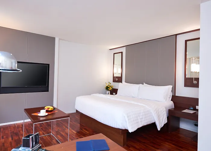 Triple Two Silom 4* Banguecoque