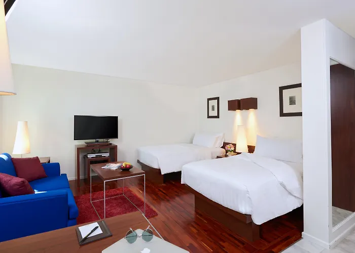 Triple Two Silom Hotel 4*