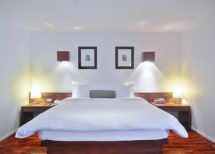 Triple Two Silom 4* Banguecoque