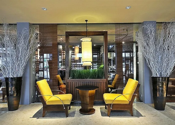 Hotel Triple Two Silom 4*
